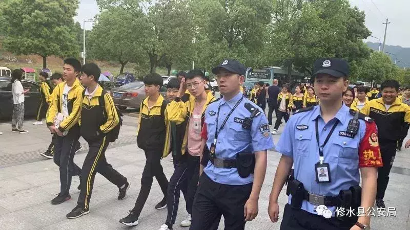 【护航高考】为莘莘学子保驾护航……