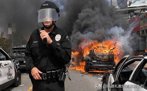 三月的足坛噩耗再袭(噩耗再袭!灾难接踵而至!时间6月20日，美国一片哀鸿遍野!(转载))