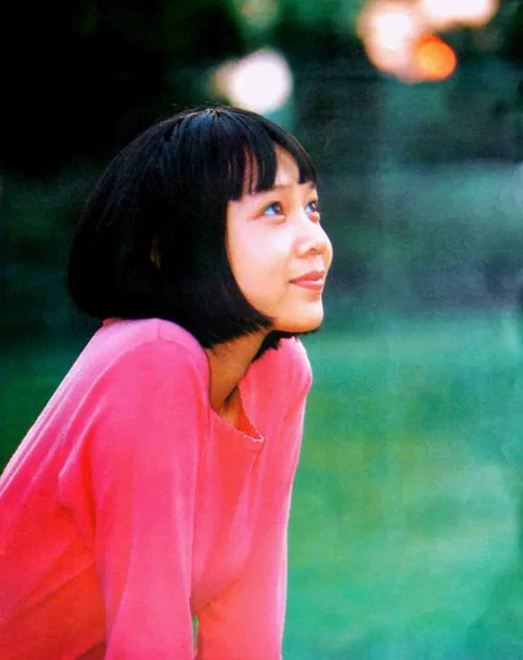 一段时间里,南中国的珠影厂可谓百花争艳,姹紫嫣红,比如:张晓磊,万琼