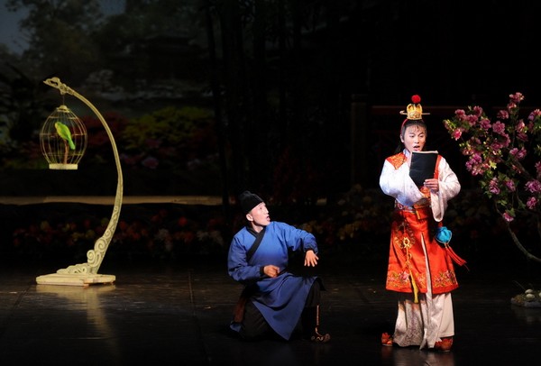 少见的朝鲜版《红楼梦》：李正兰扮演林黛玉，金日煌扮演贾宝玉