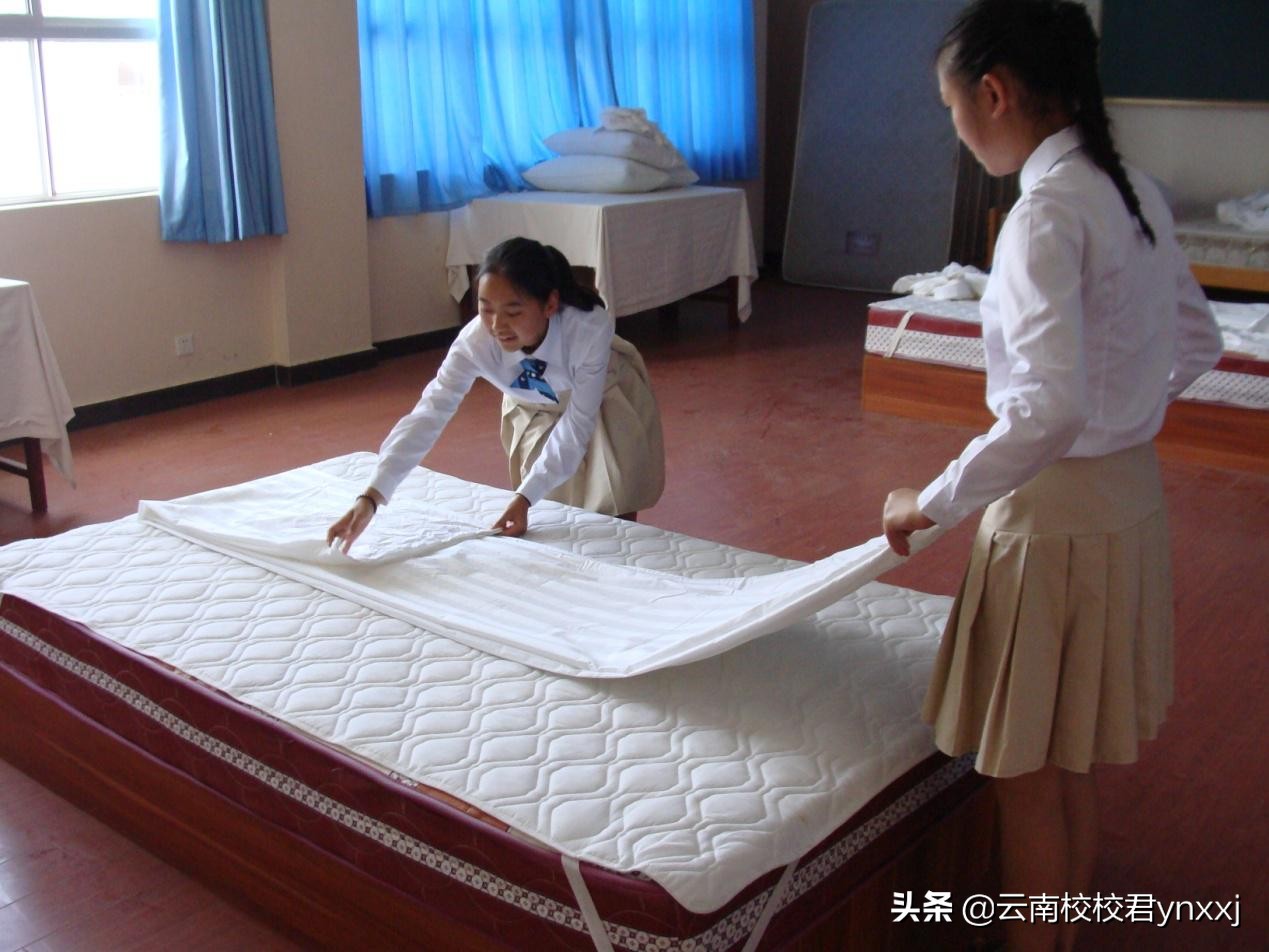 云南曲靖财经学校的校园环境怎么样？