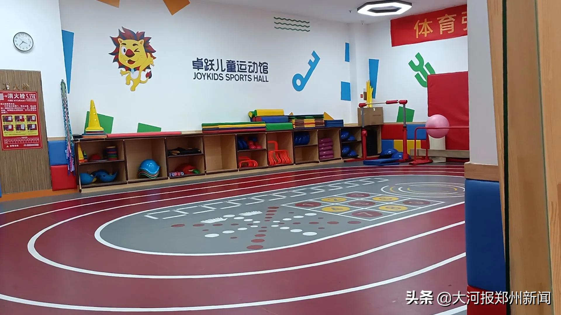 “小学生名媛培训班”6小时收费3800元，郑州有吗？