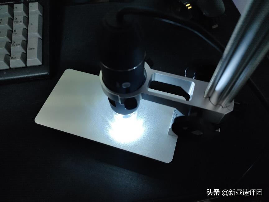 国产太强！50包邮买到1000倍数码显微镜，让混用屏幕无所遁形