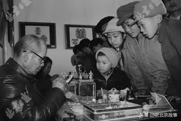 在北京，我们为什么不去逛庙会！
