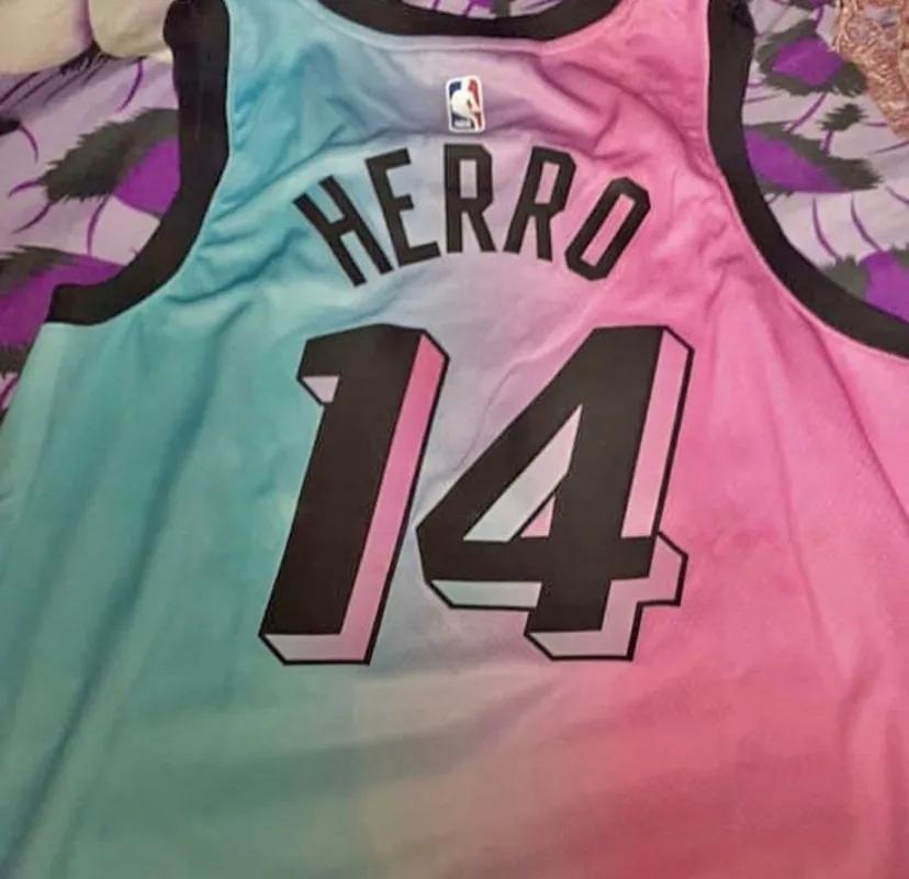 nba有哪些球隊有短袖版球衣（NBA球員上身：新賽季城市版球衣，獨行俠和猛龍隊很帥）