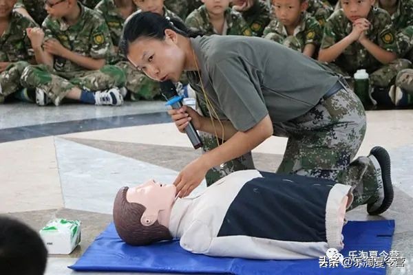 军事夏令营：给孩子一次刻骨铭心的重塑人生之旅