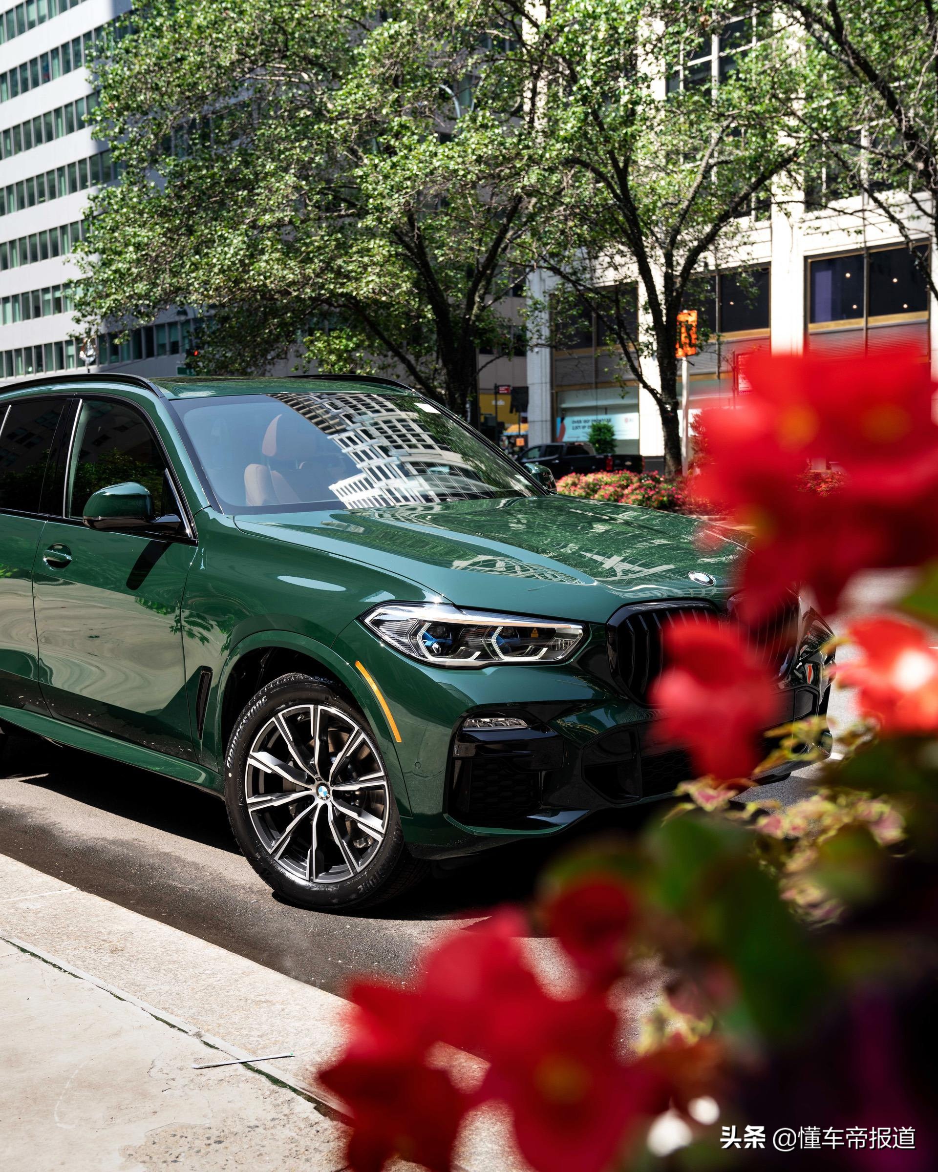宝马x5"英国赛车绿"发布,回头率再提升