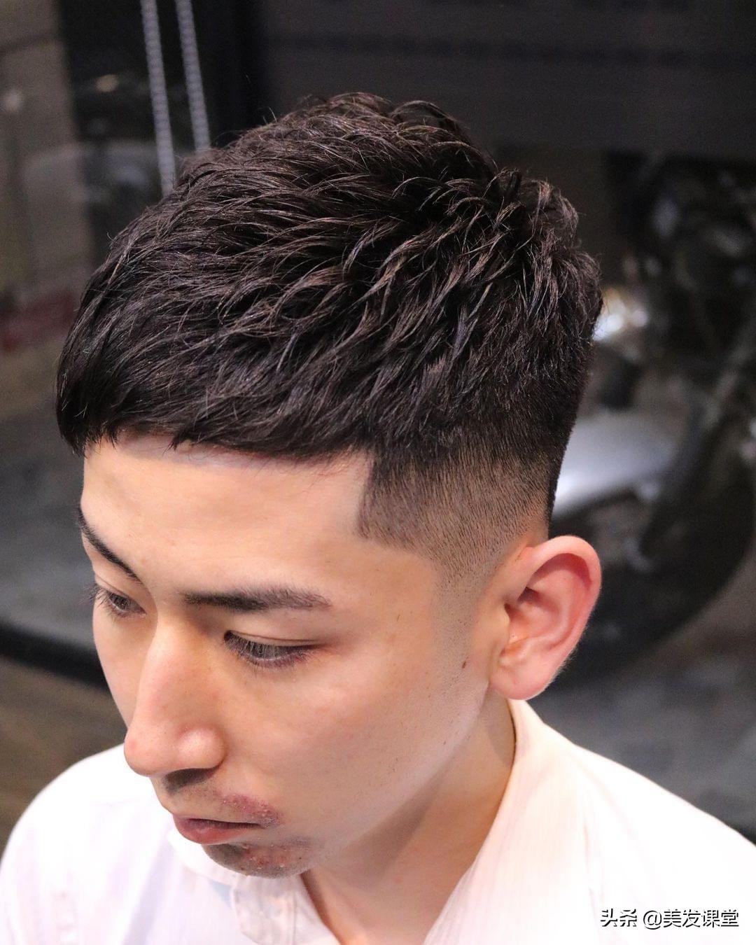 20款男生粗硬发发型,纹理头,短油头,剪完马上变身清爽潮男