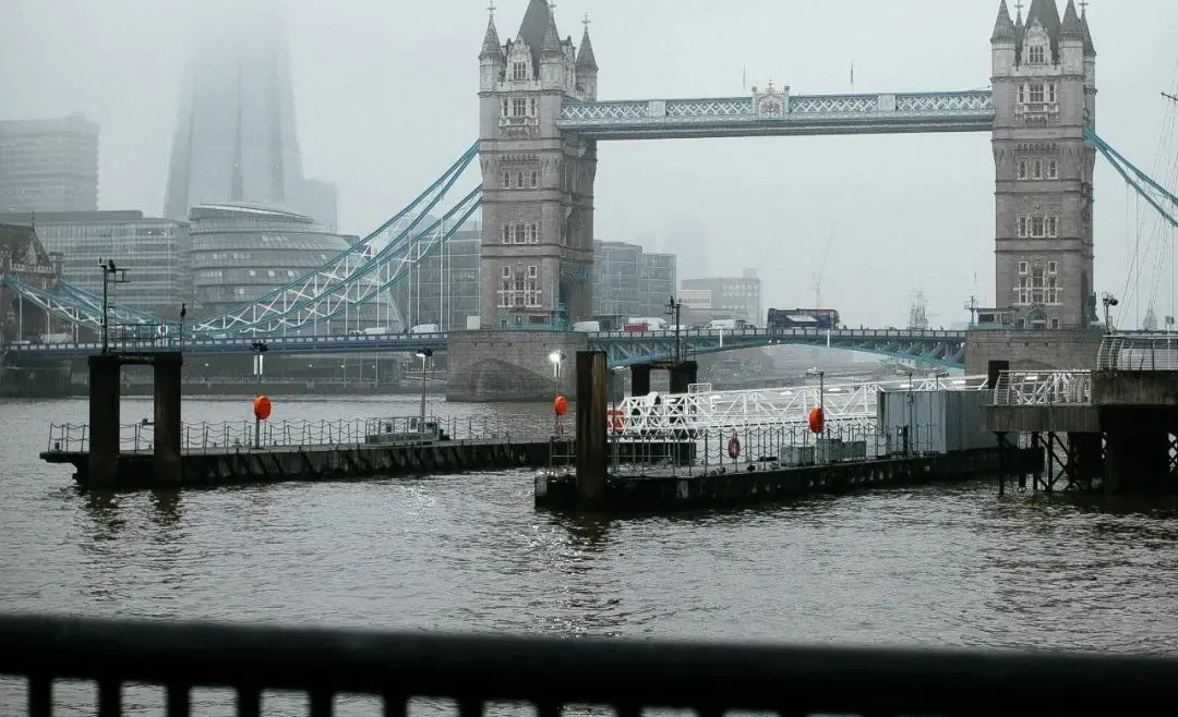 异地买房，在酒店住了十几天，我们经历的一波三折