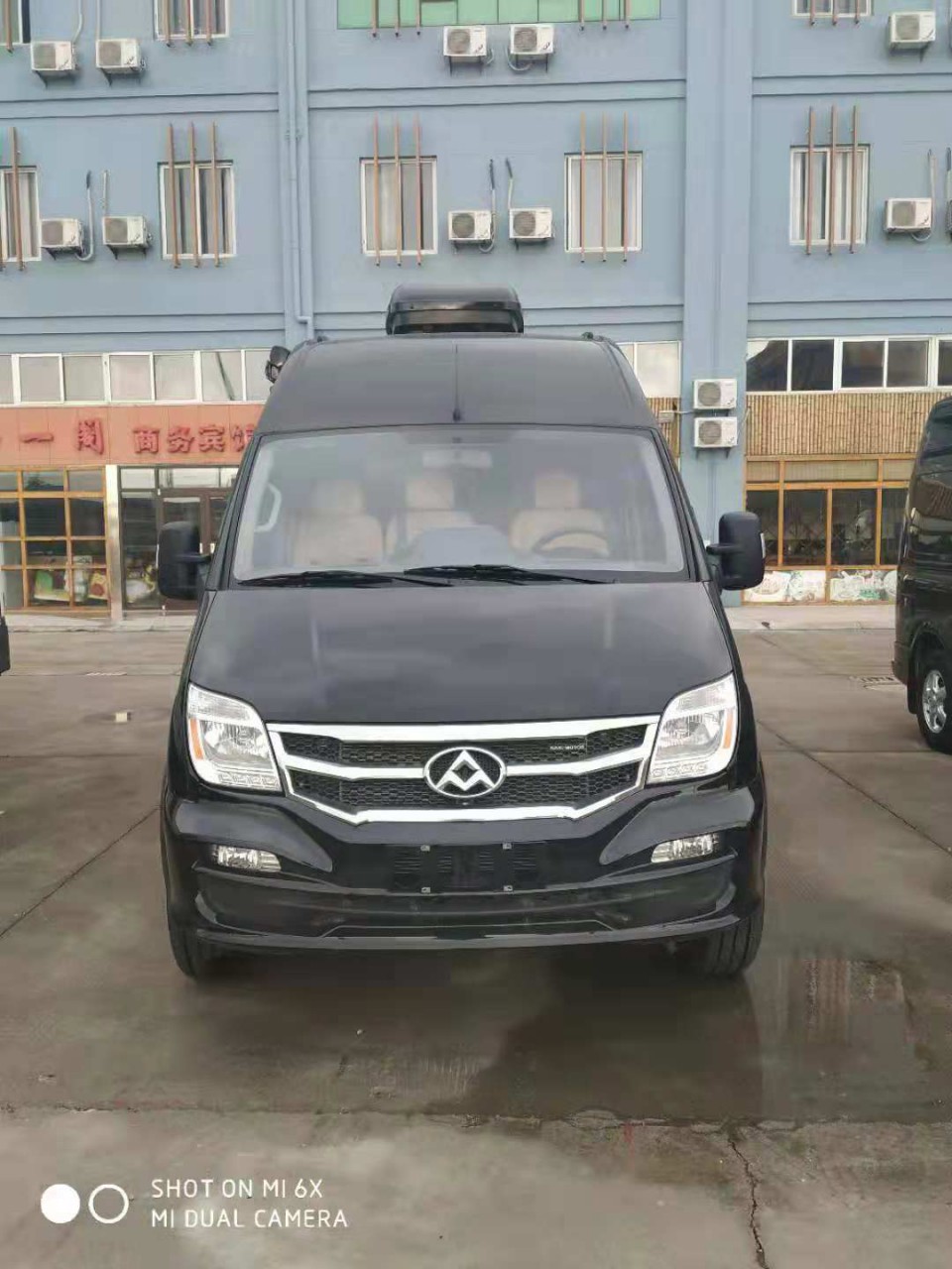 11.24 G20杭州房车展亿龙房车推出特价大通长轴高顶房车仅24.8万