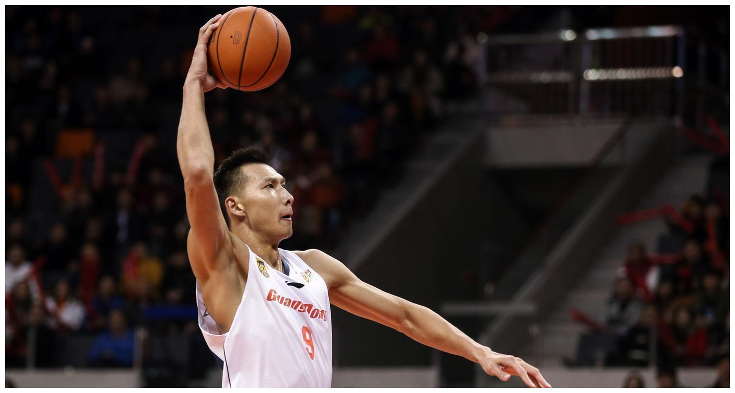 cba得分为什么没有nba高(深度分析，易建联能在CBA获得成功，为什么在NBA却不如林书豪？)