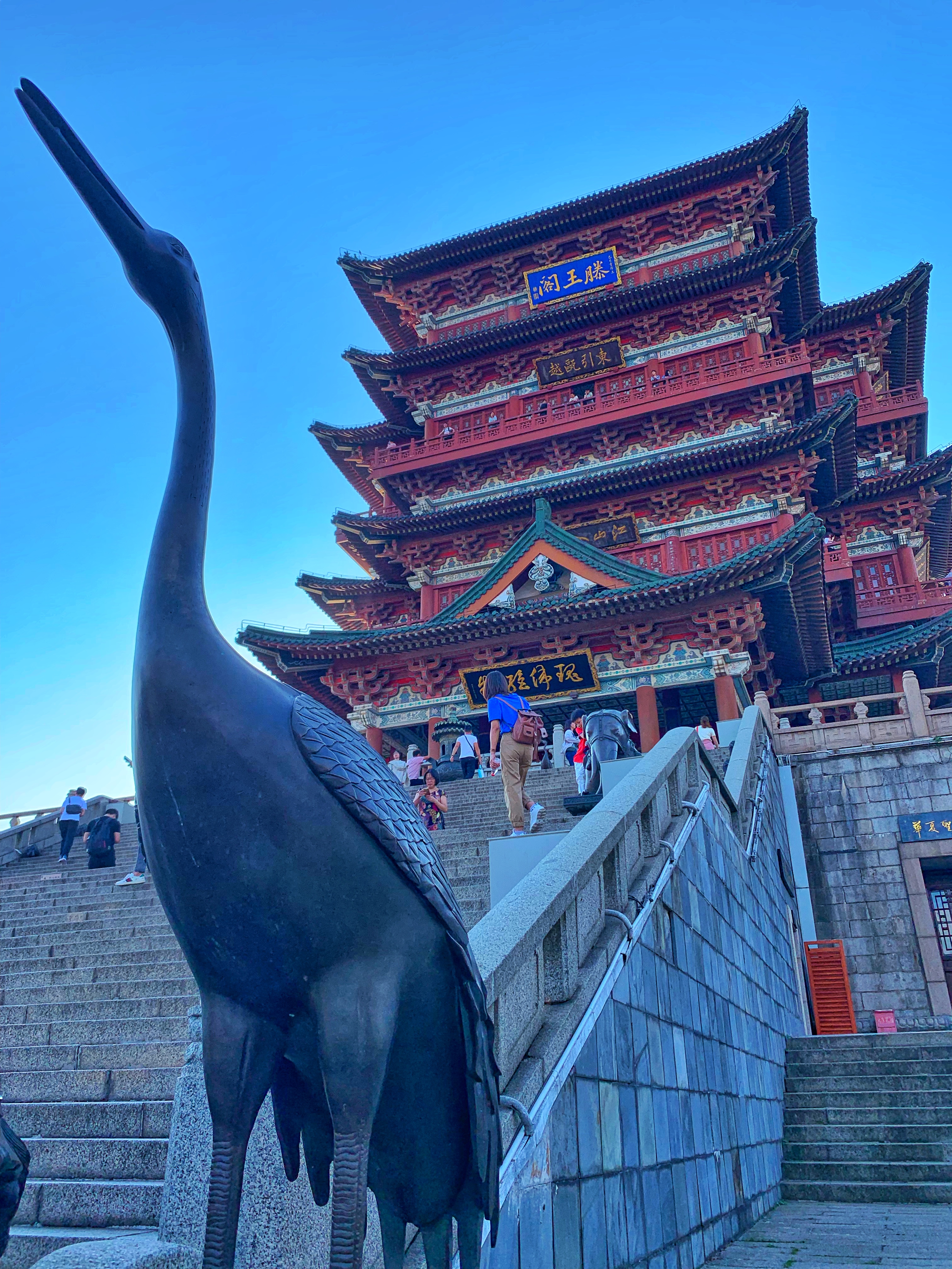 滕王阁多少年了_滕王阁的印象