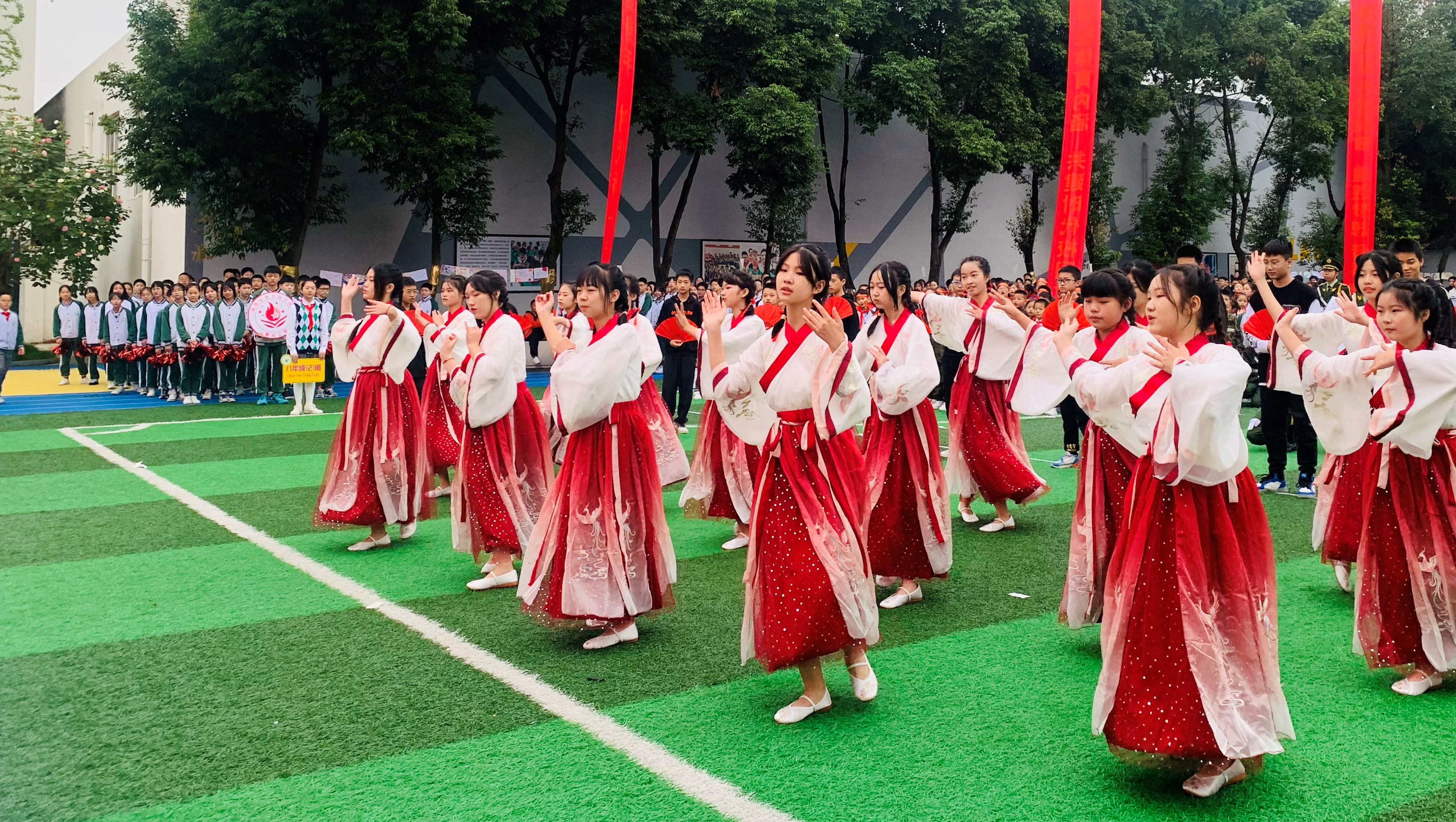 超燃！盐外芙蓉学校运动会创意入场式、开场秀献礼共产党百年华诞