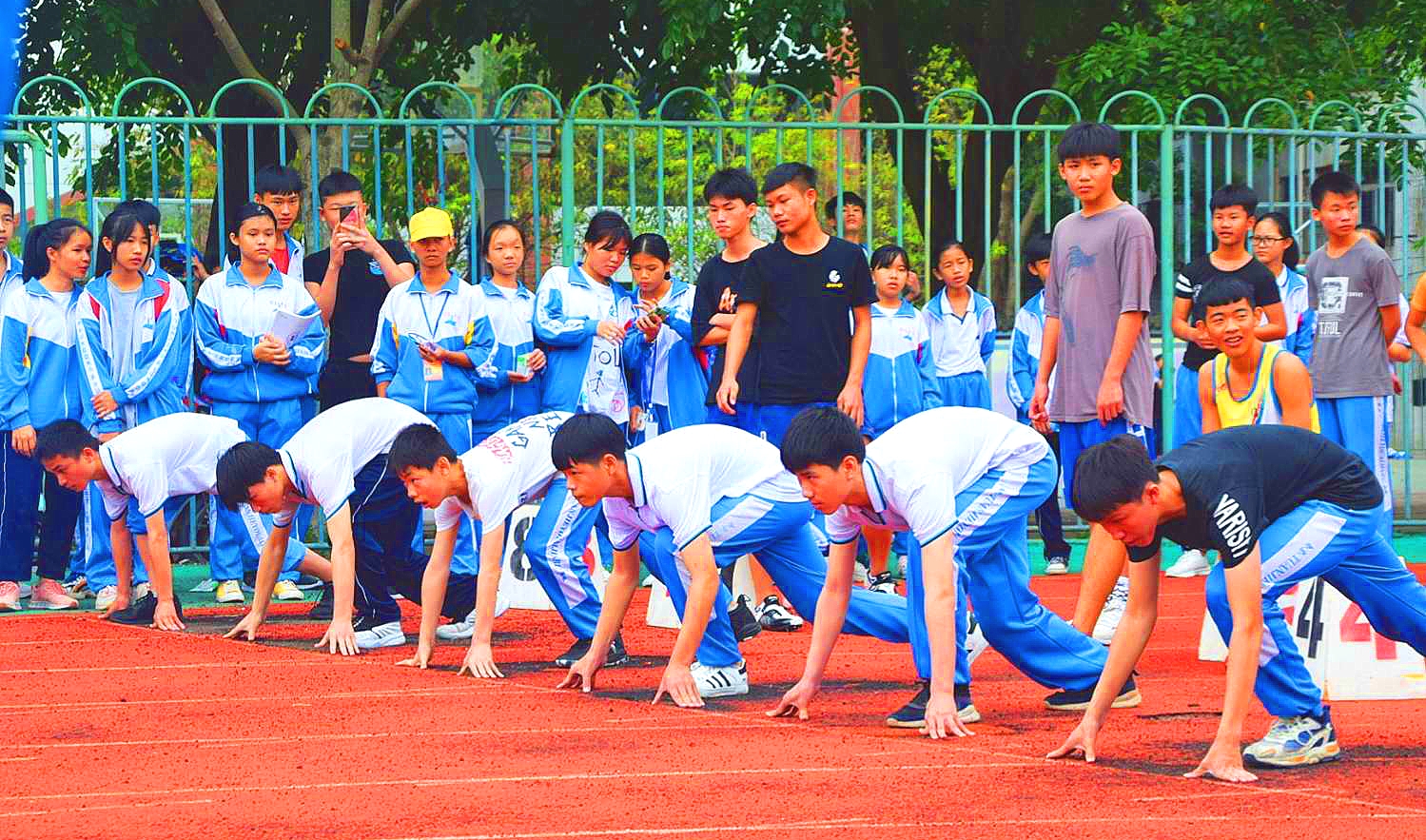 高山岭下茉莉花香 文澜江滨筑梦前行——写在临高中学建校九十周年之际