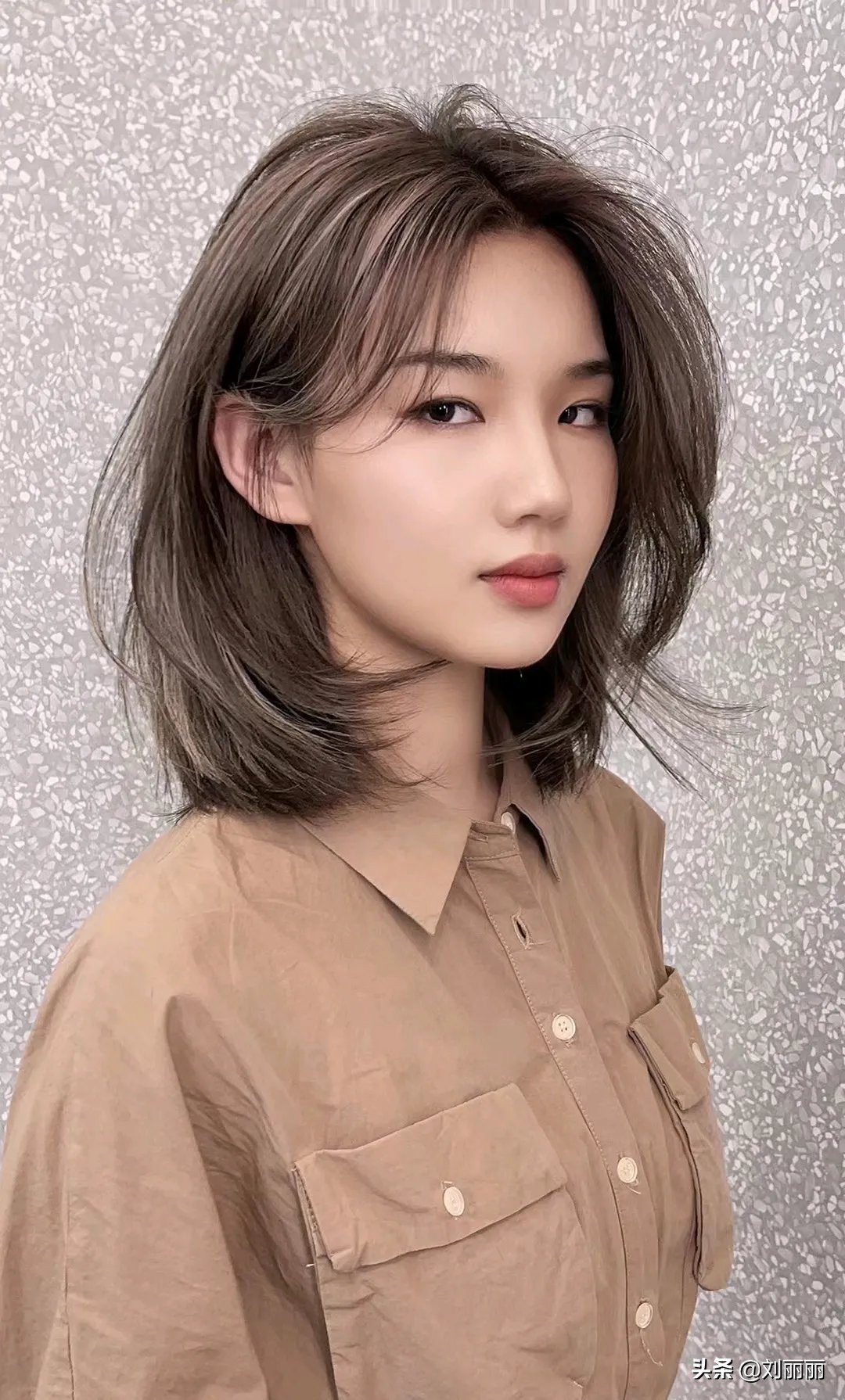 披肩烫发图片大全(秋天发型推荐18款) - 赤虎壹号