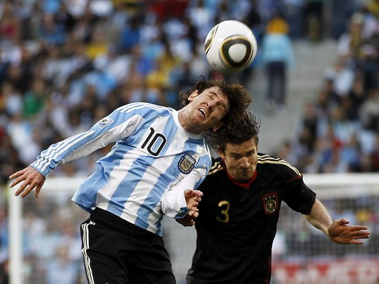 德国对阿根廷4比0助攻队员(马拉多纳国家队最后一战惨败德国，是谁在让阿根廷哭泣？)