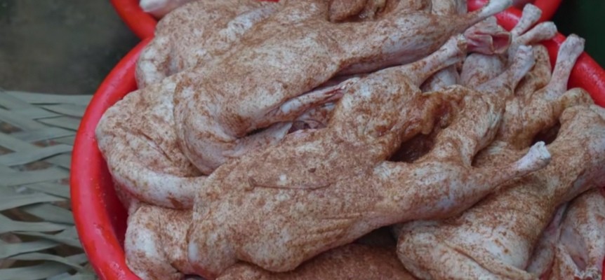 山东大姐自研药膳烤鸡，26元一斤，八月十五卖上千只，流水超四万