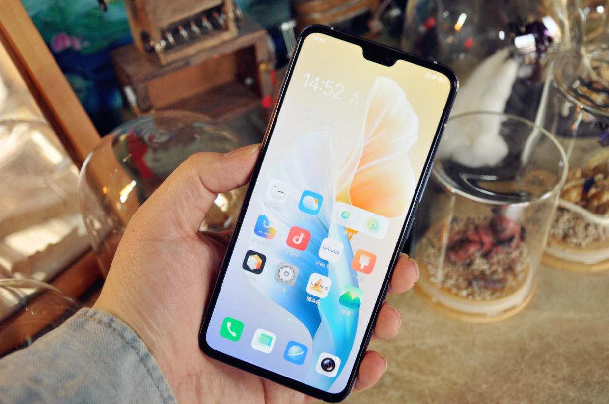 vivo S9测评：自拍性能全面升维，轻薄旗舰岂止于美