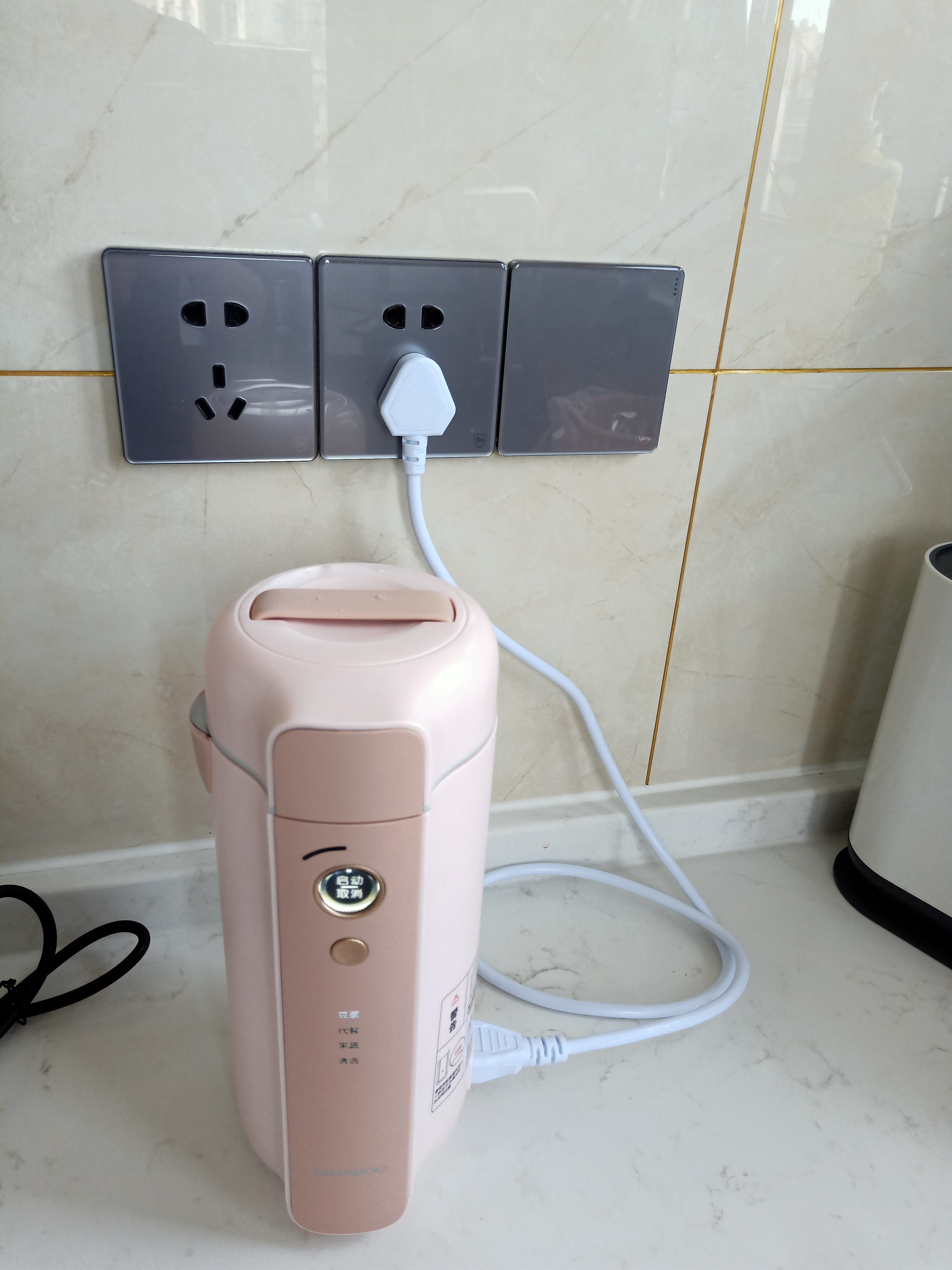 一洗就掉色？这样的黑米能吃吗？1招教你分辨真假