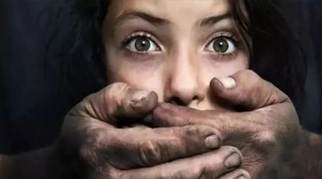 大学生同居的事儿（深山老汉为传宗接代）