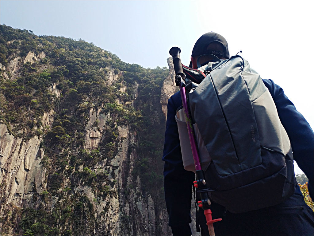 轻松户外：deuter多特AC LITE萤火虫徒步背包体验