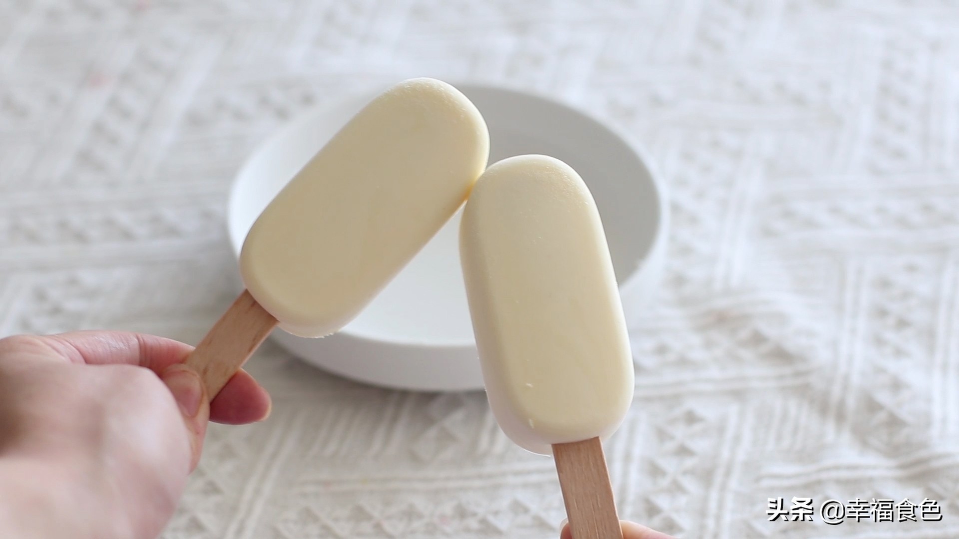 酸奶冰淇淋怎么做（用酸奶就能做的雪糕口感香甜细腻）