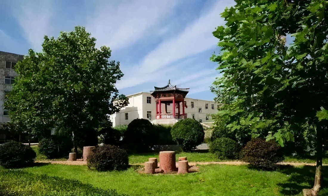 华北电力大学继续教育学院（保定）与你一起迎接大学生活的美好