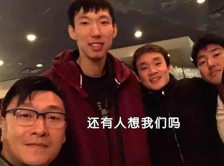 中国篮球世界杯对叙利亚视频(中国男篮49分大胜叙利亚！郭艾伦却被阿联和周鹏这样嘲笑)