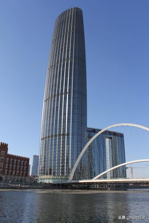 9米世界级地标写字楼(即津塔写字楼,一座各国首脑首选下榻的超五星级
