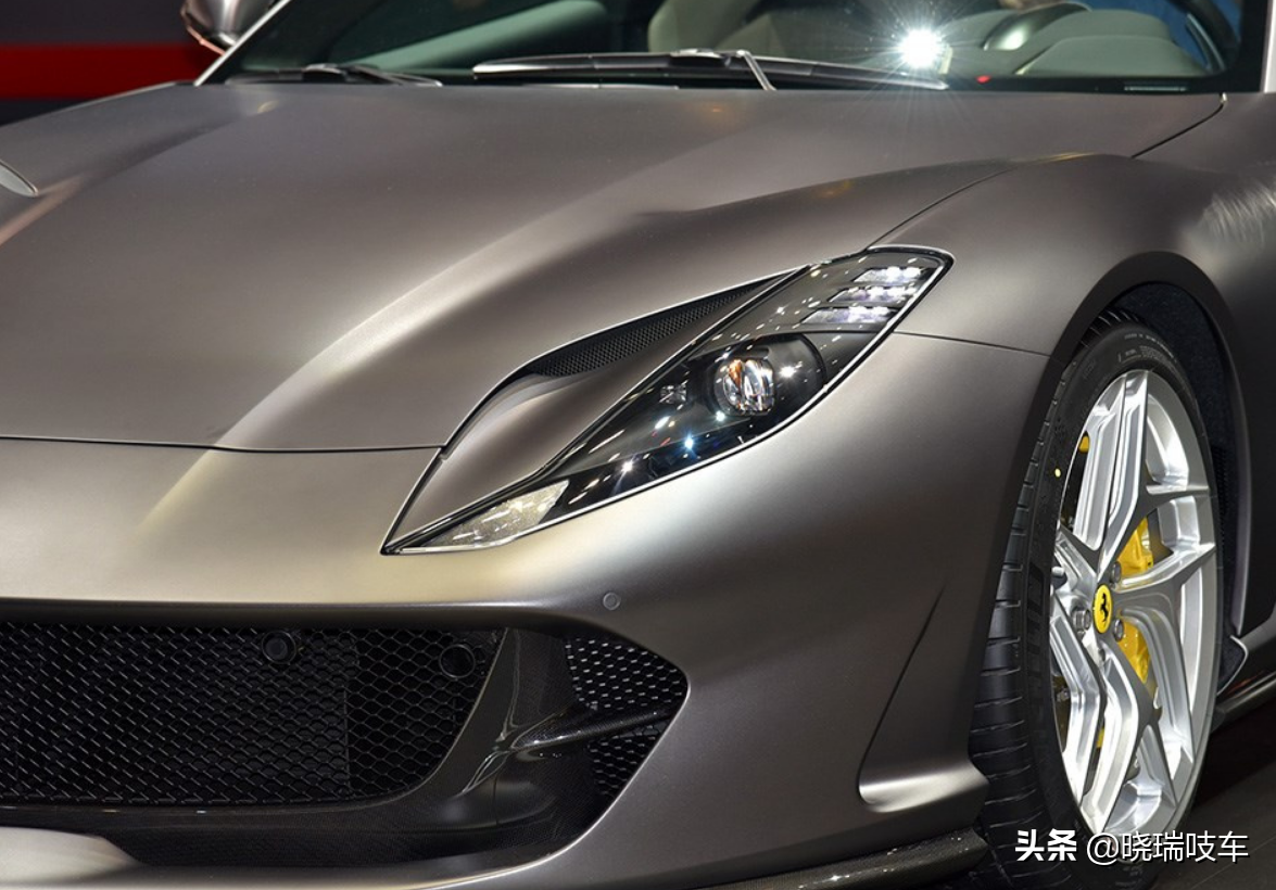五百多万的大玩具，2秒俱乐部，法拉利812
