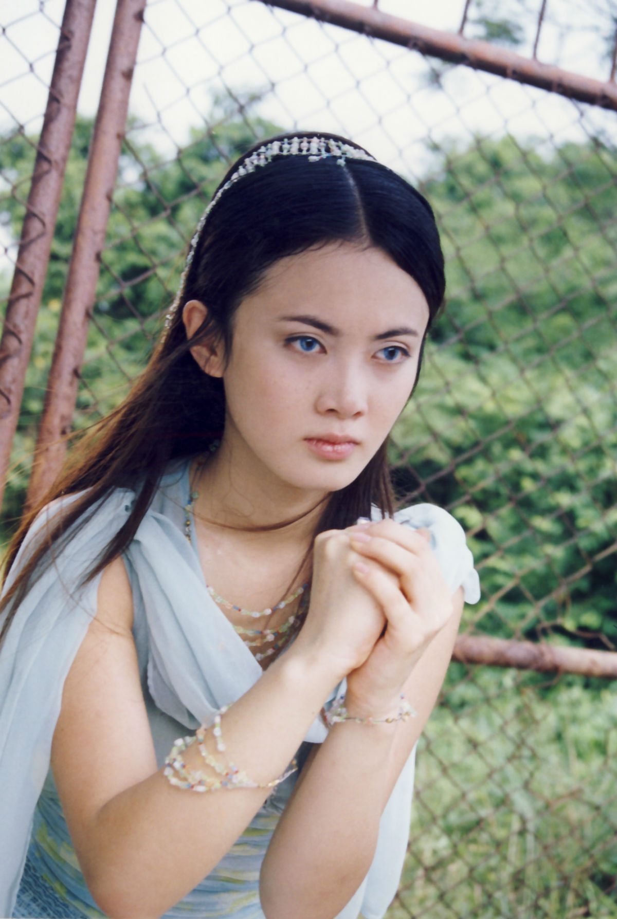 当年很痴迷帅气的卫斯理,漂亮的白素,剧中的外星人大乔小乔也很好看