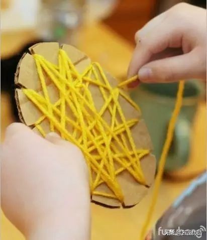 快递纸箱不要扔，25款纸箱感统玩具学起来！废物利用不用花钱了