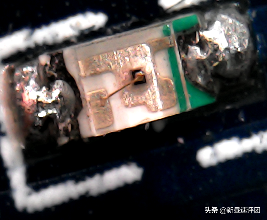 国产太强！50包邮买到1000倍数码显微镜，让混用屏幕无所遁形