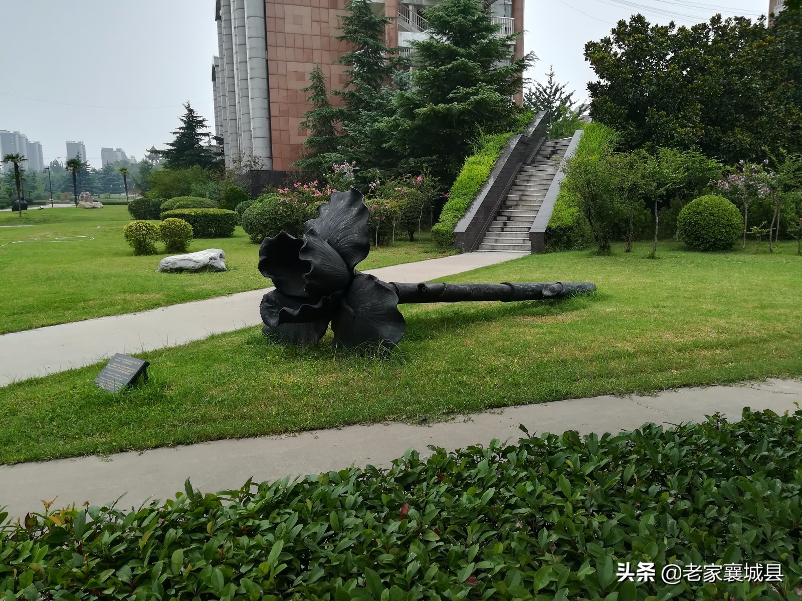 郑州大学城，东西高校最多实力最强，南边太分散，北边学校少