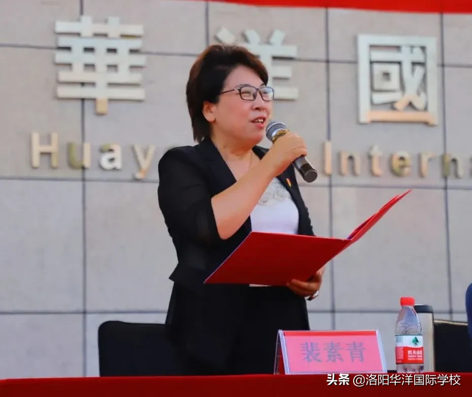 磨砺青春铸军魂 飒爽英姿展风采