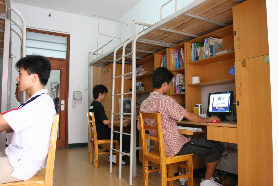 大一新生选床位也有“套路”，床位优势各有不同，提前了解不吃亏