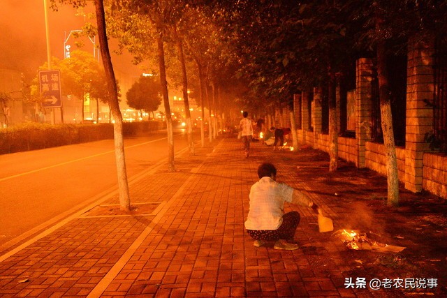 忌不带香烛、冥币，不提前准备好供桌。
