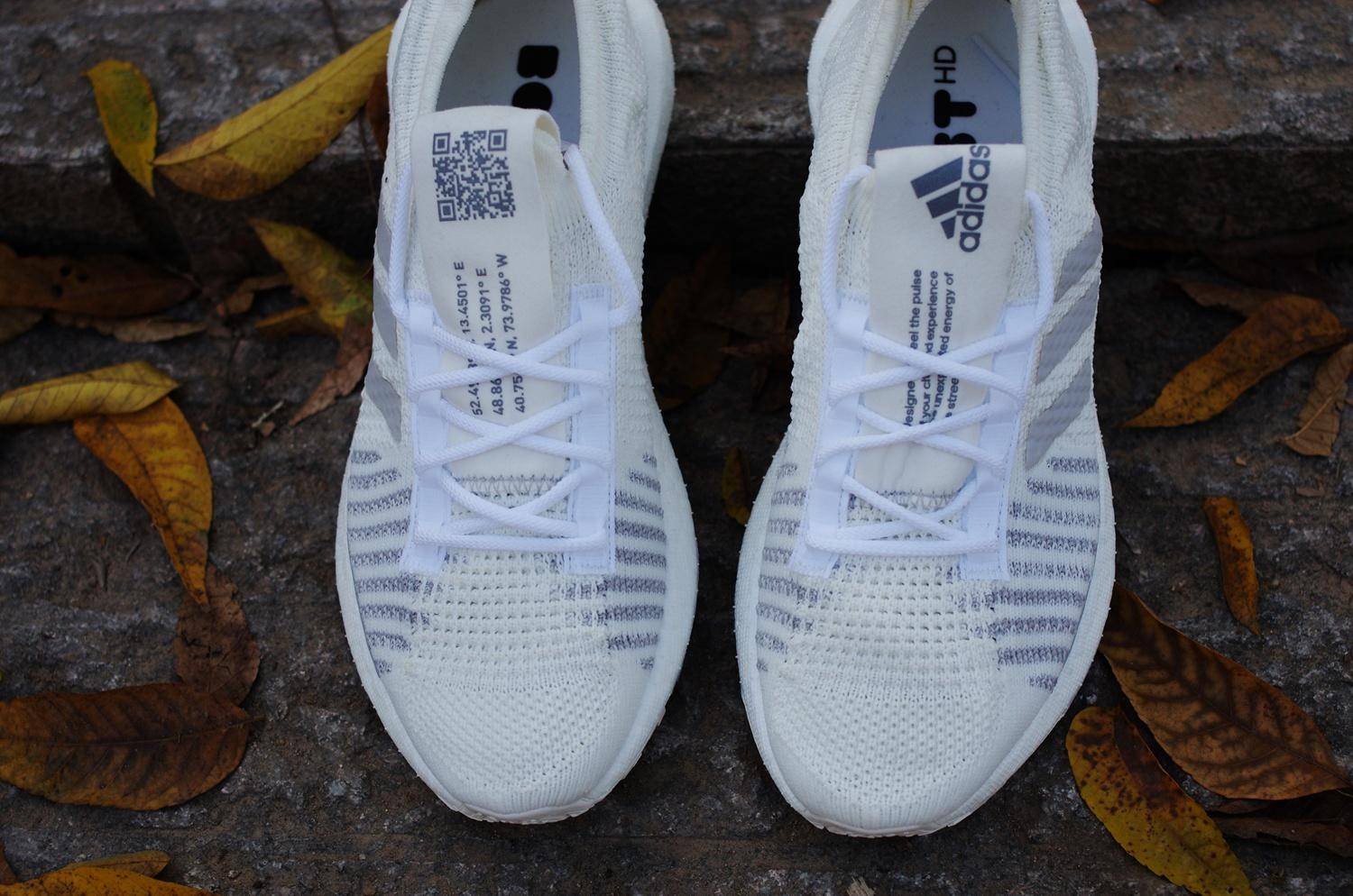 boost有什么區別（adidas PulseBOOST HD與三款跑鞋對比：升級版BOOST有什么不同？）