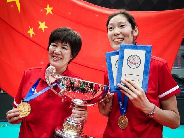 中国女排vs俄罗斯女排直播回放(中国女排3-0俄罗斯，袁心玥发球惹急裁判，颜妮拦网固若金汤)