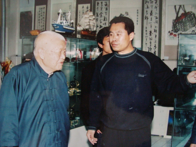 富商2万元伪造金缕玉衣，5位鉴宝专家估值24亿，致国家损失5亿元