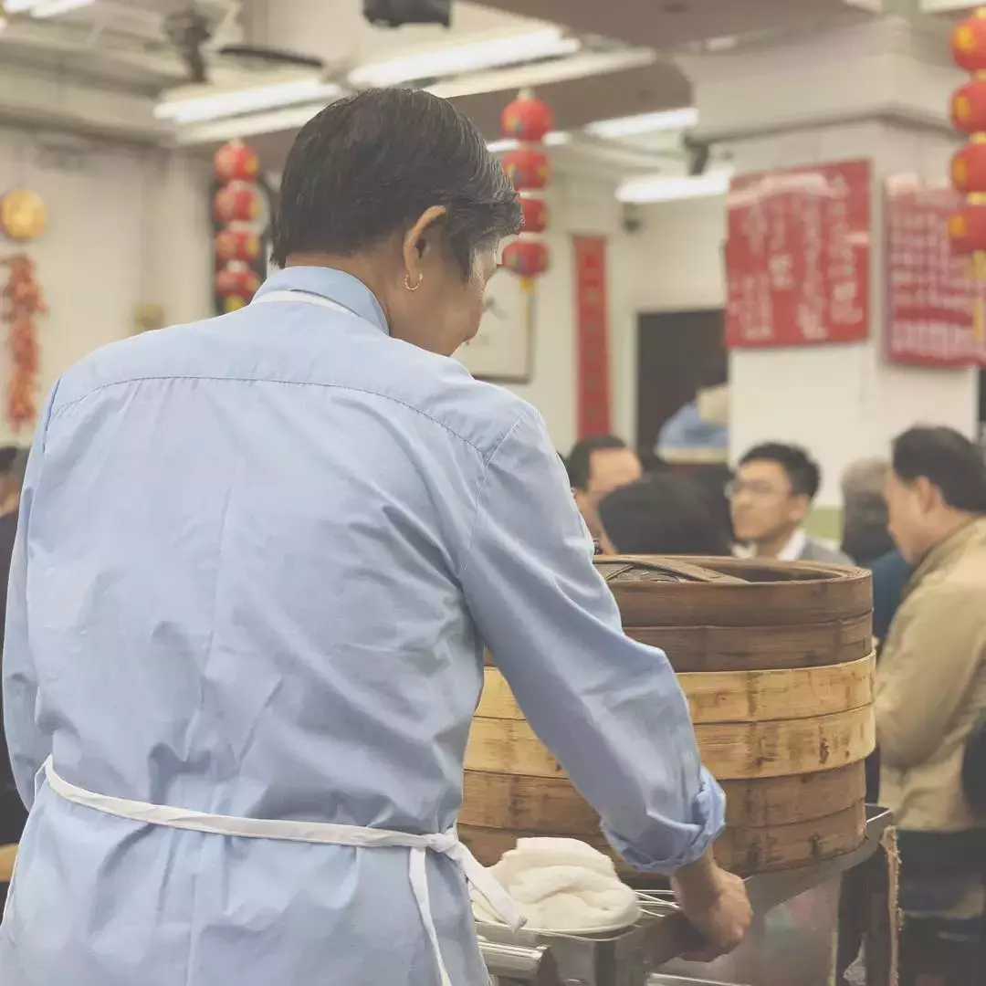 离开车仔心情靓(香港莲香楼结业，可惜，不惋惜)