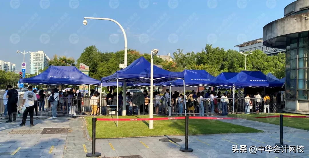 2020中级会计开考第1天：考题简单到哭！备考中级的考生赚翻