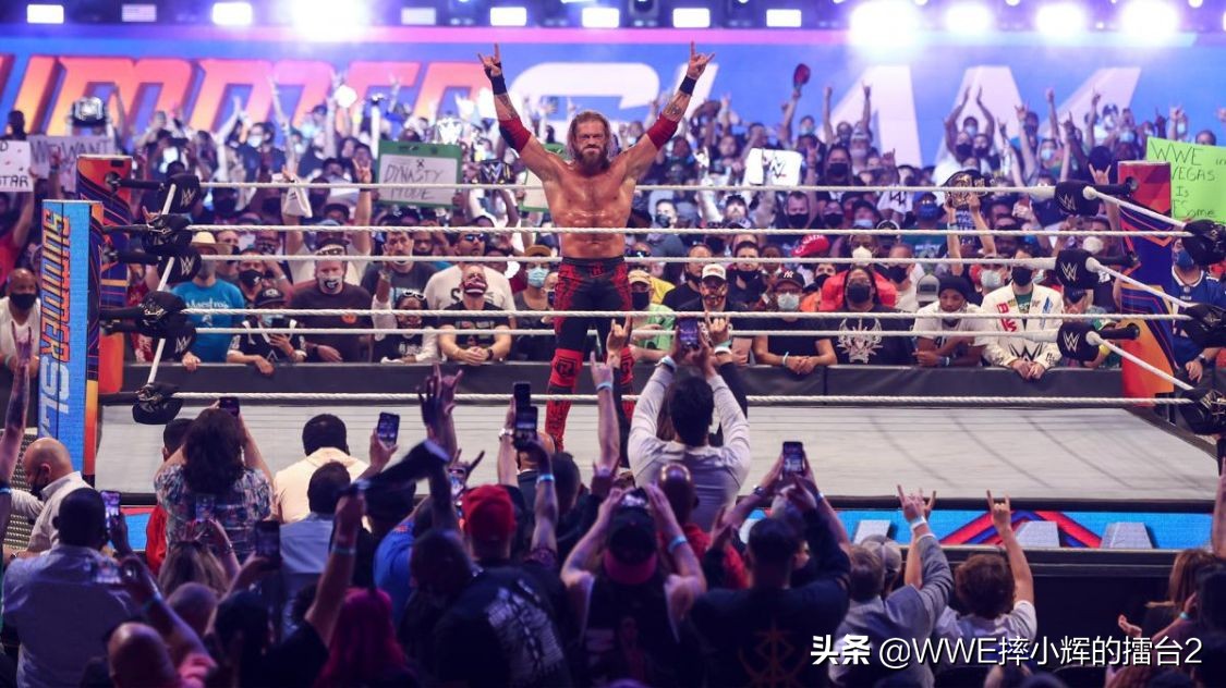 WWE夏日狂潮2021(远超摔角狂热37，夏日狂潮2021创新纪录，哪场是你心中最佳比赛？)