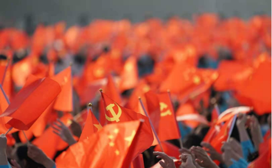 大学生入党好处多，知道以下几点，你离入党更进一步