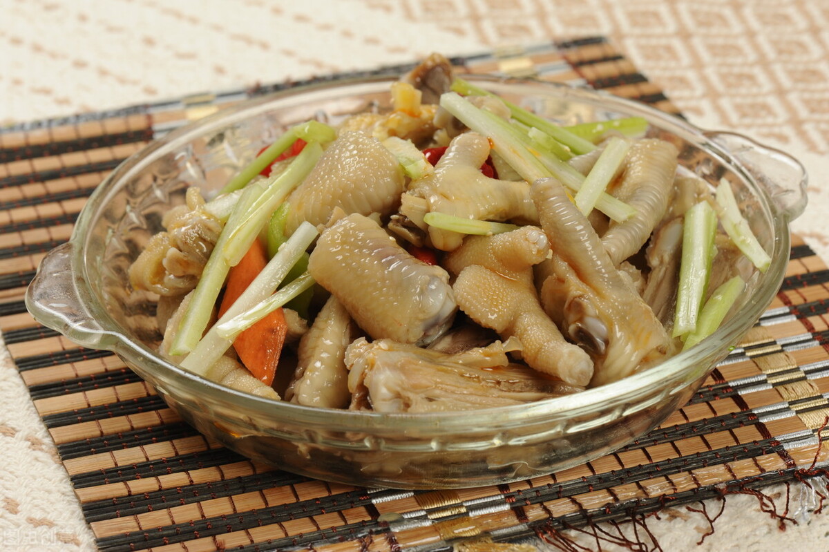 四川最出名的10道特色菜，麻辣过瘾，香嫩可口，照着做很简单
