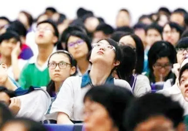 9年前，那个高考660分从北大退学读技校的周浩，如今怎么样了？