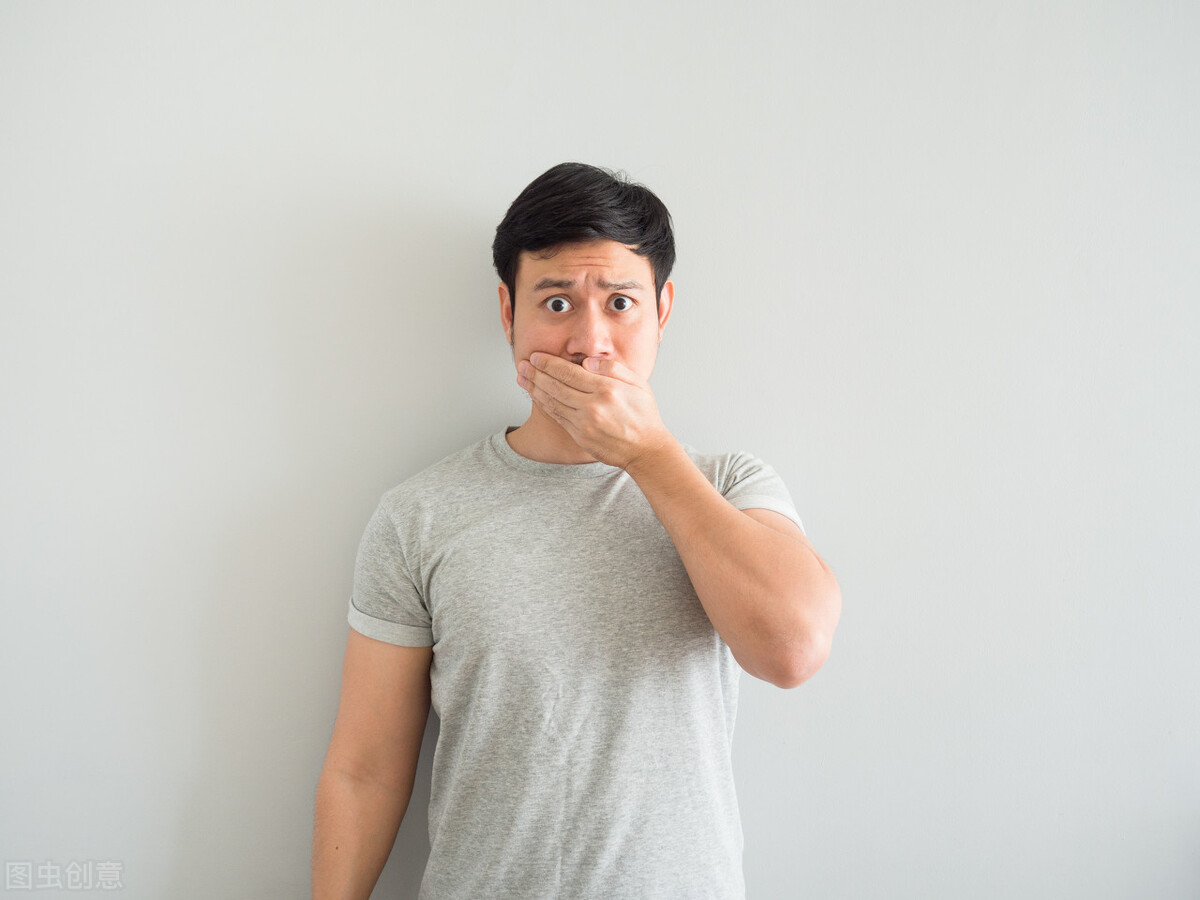 多年口臭不断根？可能脾胃有湿热，1个健脾祛湿方，帮你搞定口臭