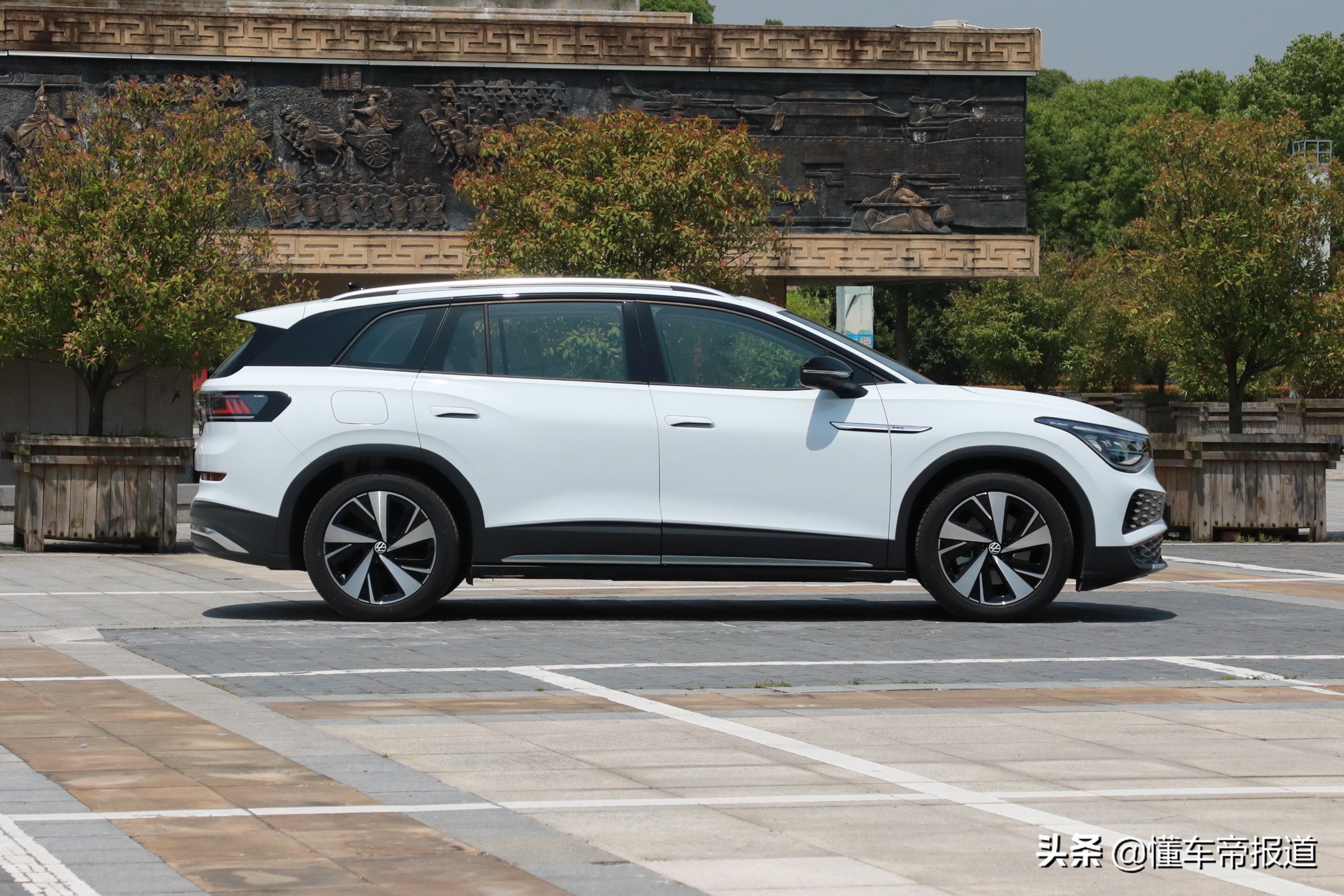 新车｜30万元内7座纯电SUV首选？试驾上汽大众ID.6X