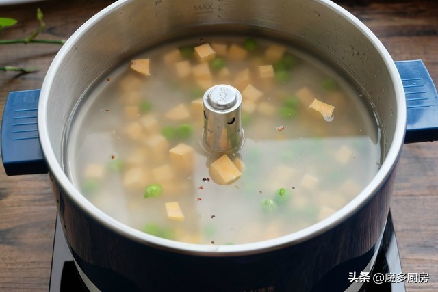 捞米饭的做法（12步学做传统的沥水捞饭）