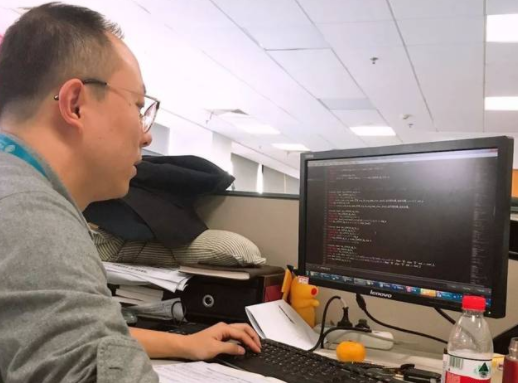 大学应该选择双学位吗？有什么好处？选择哪个专业好？